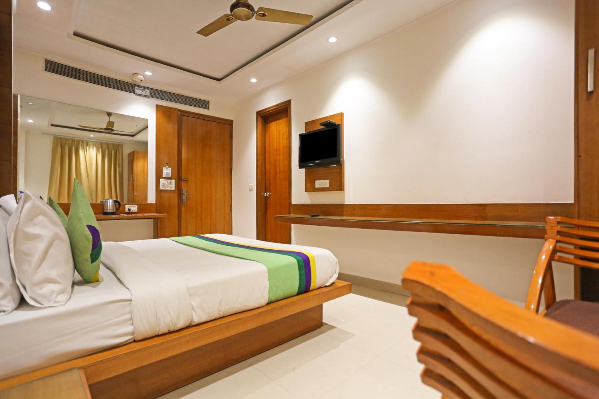 Hotel Silky Palace Near Igi Airportt Neu-Delhi Exterior foto