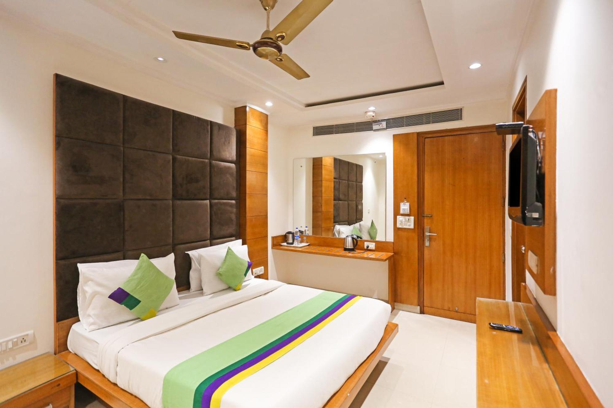 Hotel Silky Palace Near Igi Airportt Neu-Delhi Exterior foto