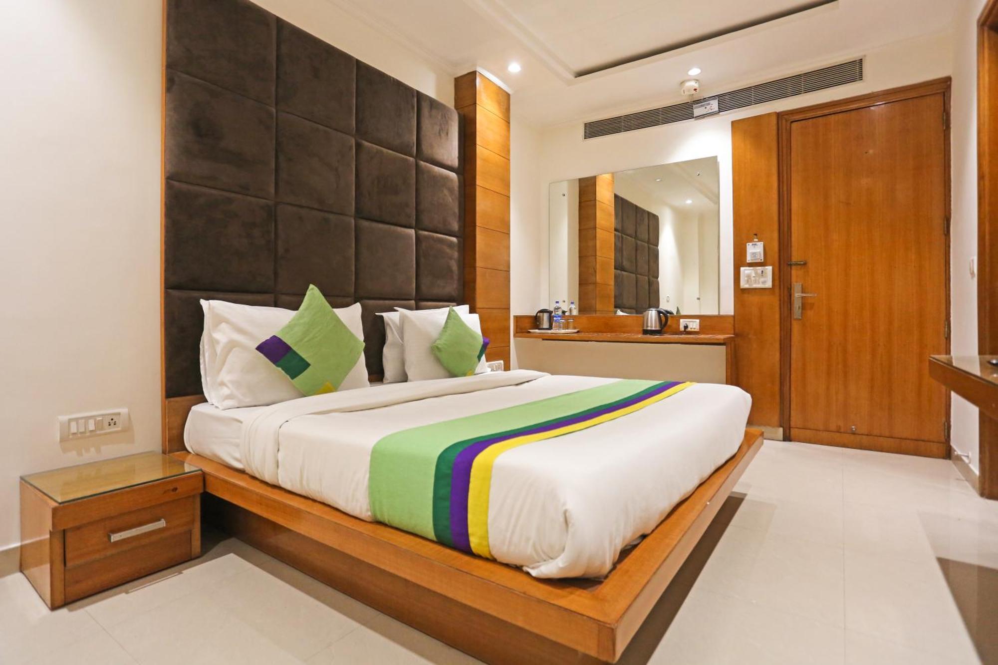 Hotel Silky Palace Near Igi Airportt Neu-Delhi Exterior foto