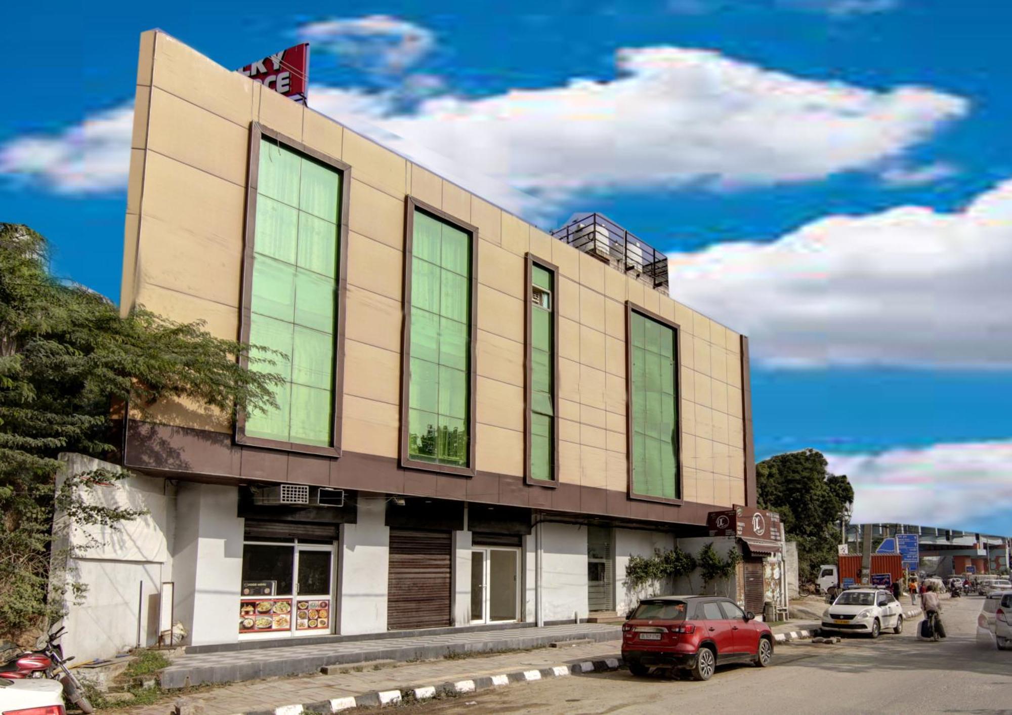 Hotel Silky Palace Near Igi Airportt Neu-Delhi Exterior foto
